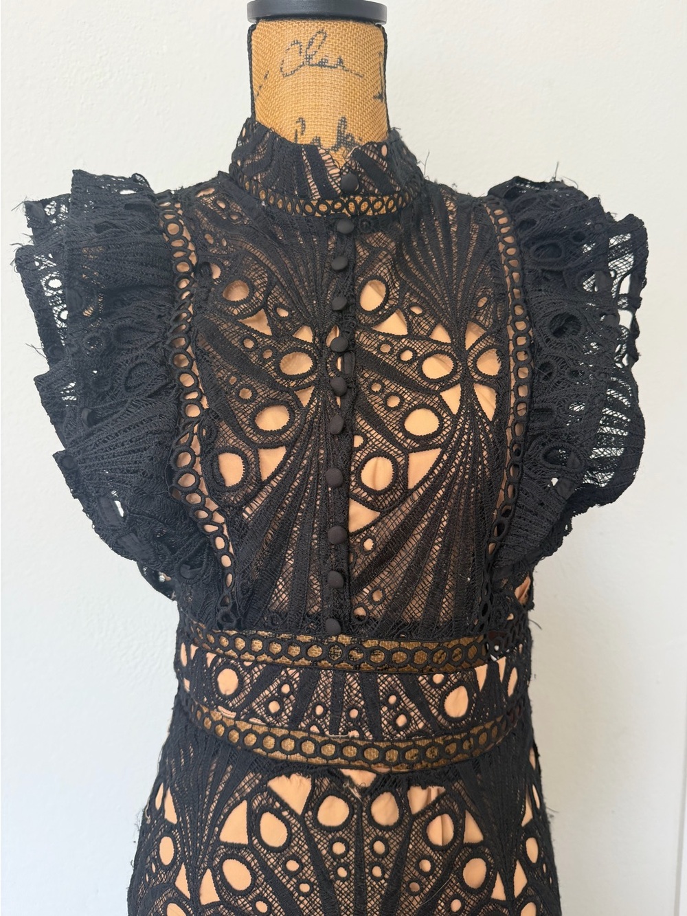 NWT Dalia MacPhee Black Lace Illusion Midi Dress Ruffle Sleeve Formal Size M - Picture 6 of 7